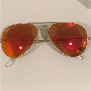 Ray ban red mirrored aviators